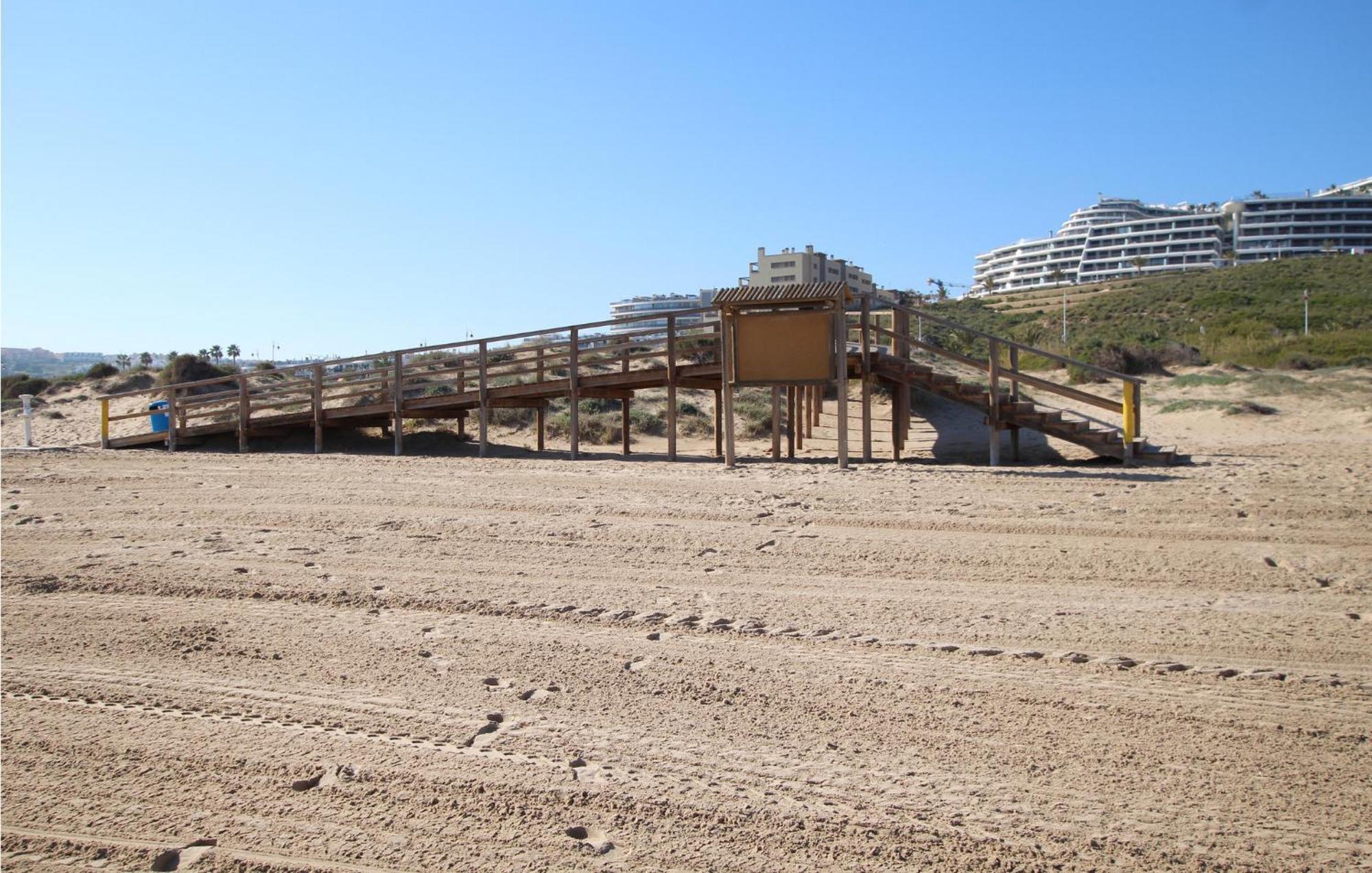 Beach Front Apartment In Los 아레날레스 델 솔 외부 사진